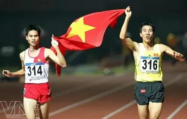 Từ 3 kiểu giày